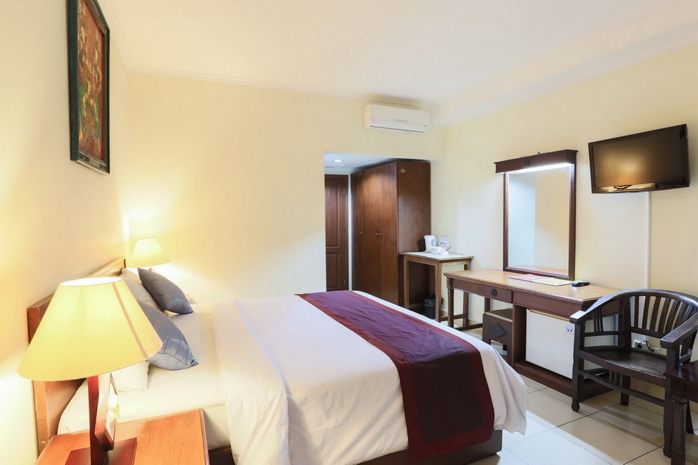 Reddoorz @ Raya Kuta Otel Kuta Lombok Dış mekan fotoğraf