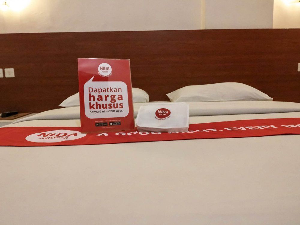 Reddoorz @ Raya Kuta Otel Kuta Lombok Dış mekan fotoğraf