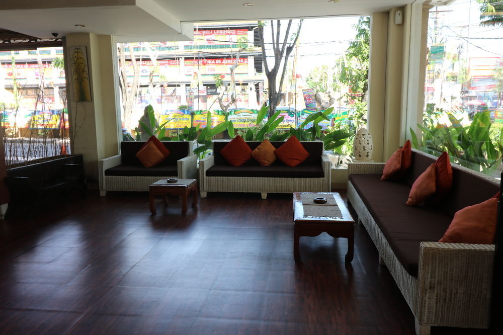 Reddoorz @ Raya Kuta Otel Kuta Lombok Dış mekan fotoğraf