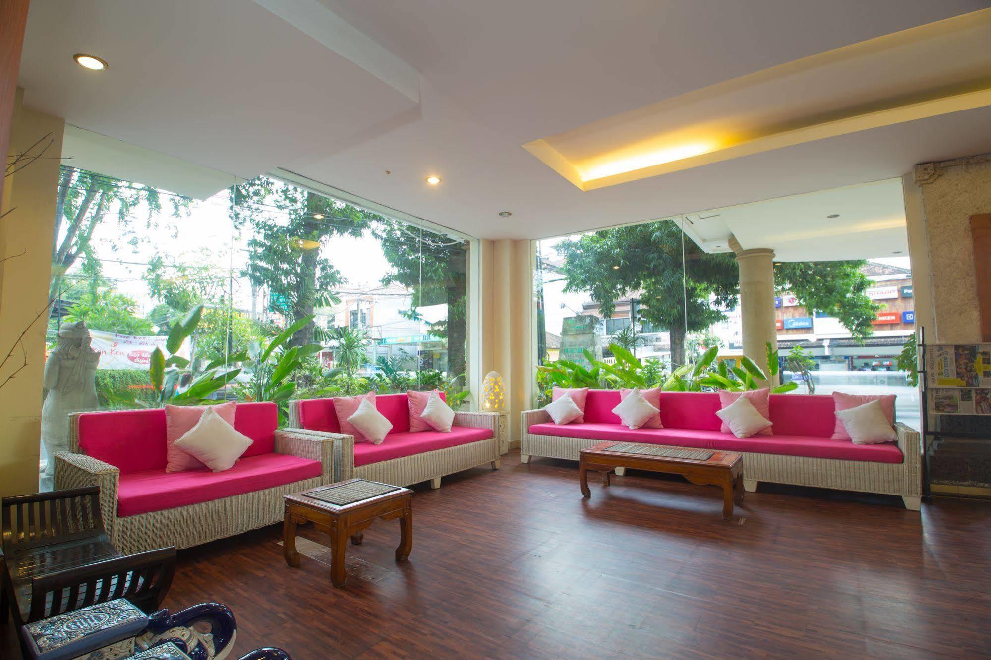 Reddoorz @ Raya Kuta Otel Kuta Lombok Dış mekan fotoğraf