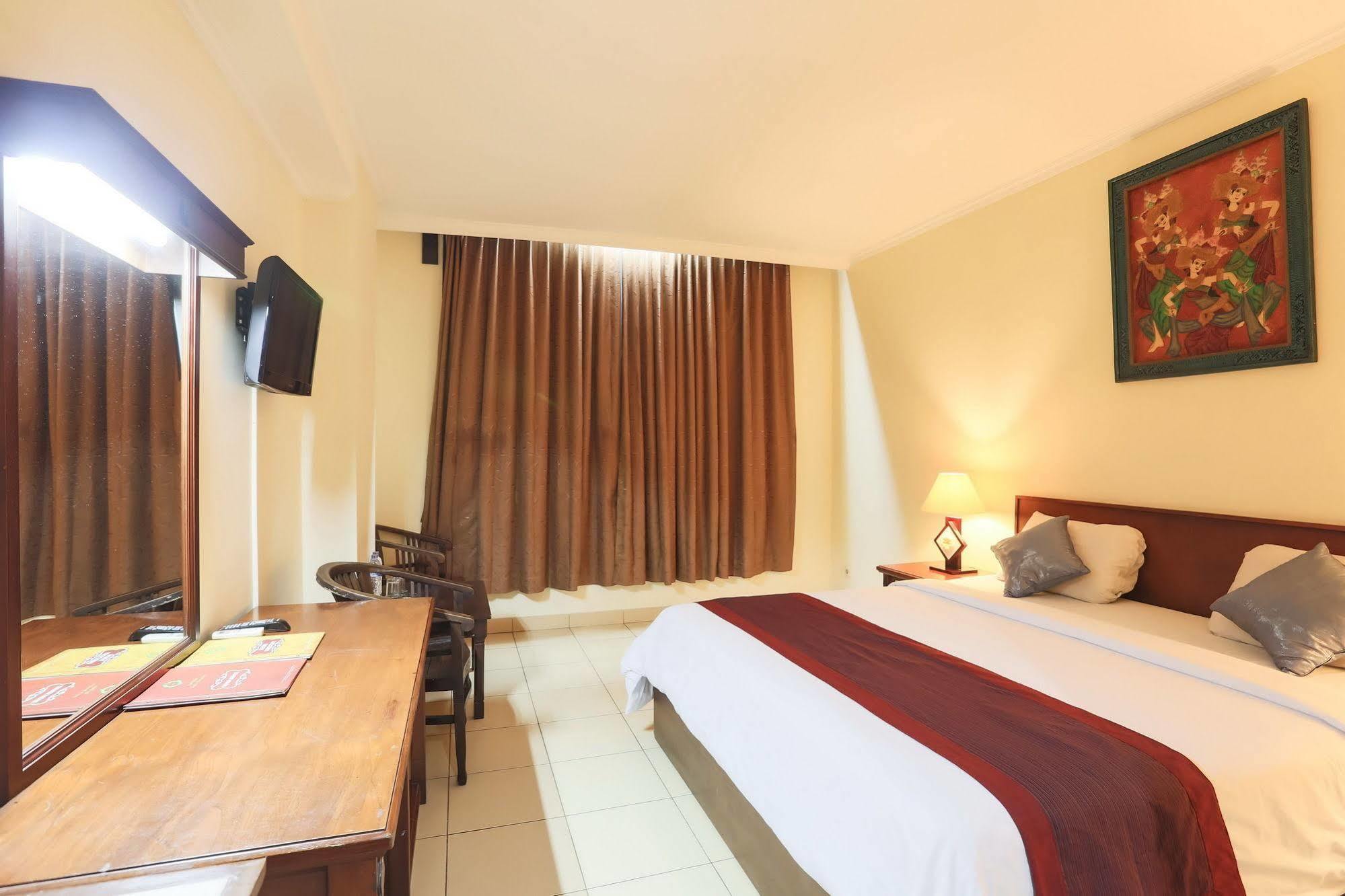 Reddoorz @ Raya Kuta Otel Kuta Lombok Dış mekan fotoğraf