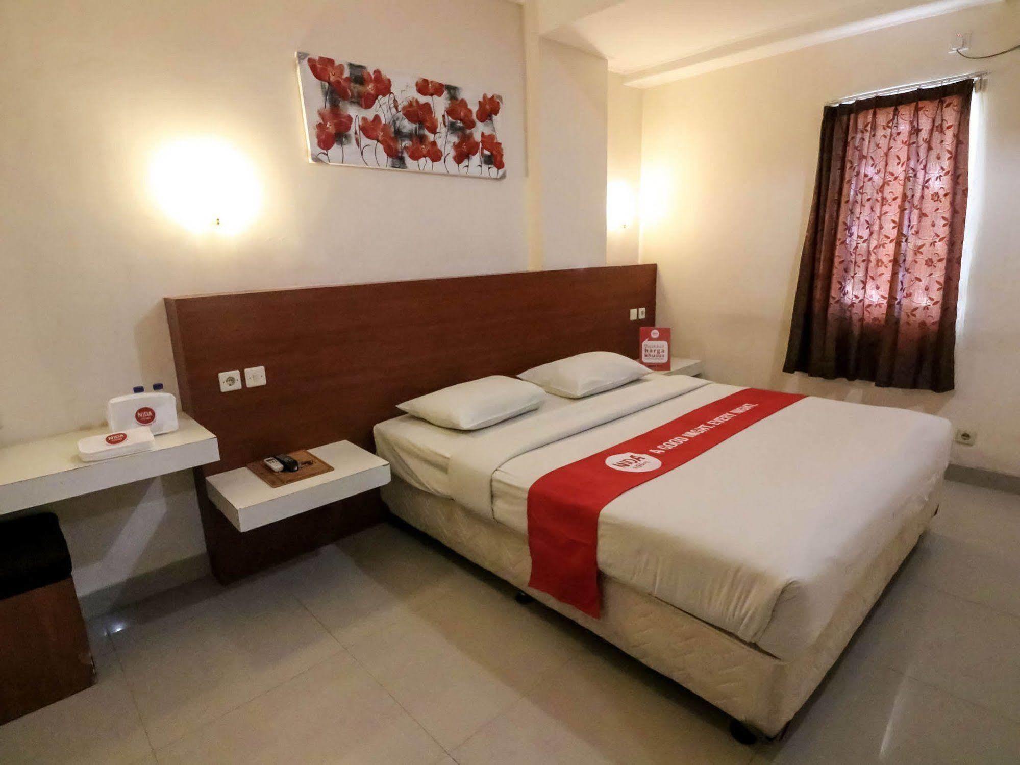 Reddoorz @ Raya Kuta Otel Kuta Lombok Dış mekan fotoğraf
