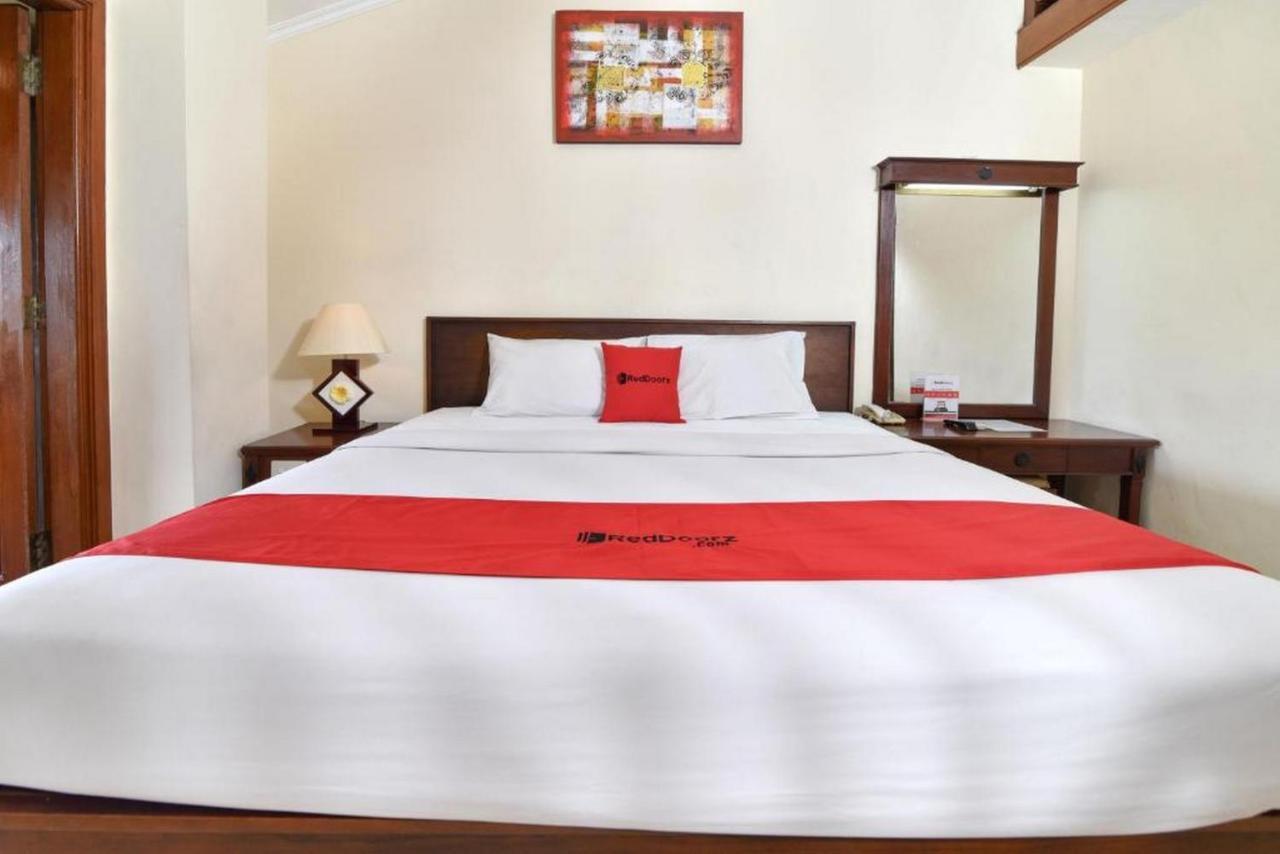 Reddoorz @ Raya Kuta Otel Kuta Lombok Dış mekan fotoğraf