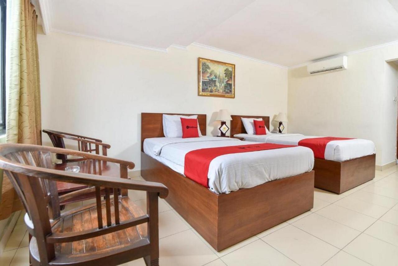 Reddoorz @ Raya Kuta Otel Kuta Lombok Dış mekan fotoğraf